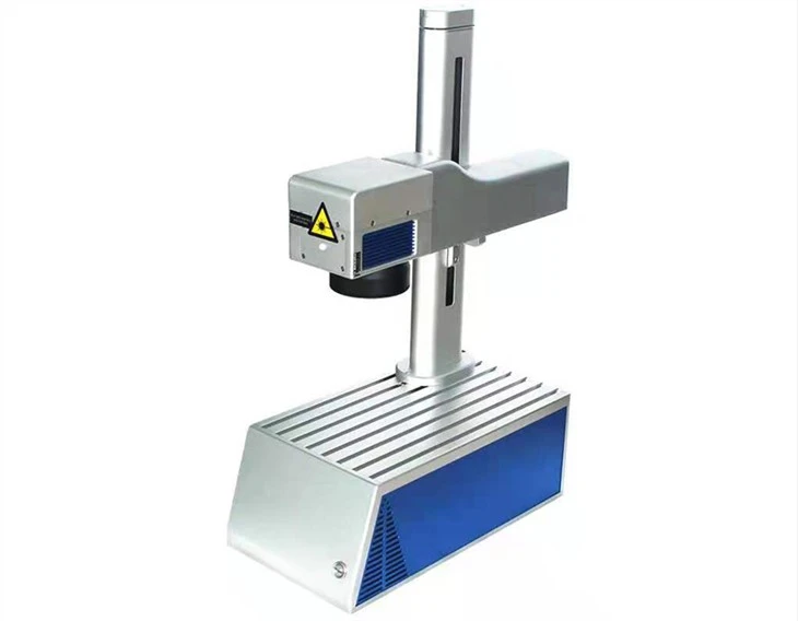 Macchina per incisione laser da tavolo